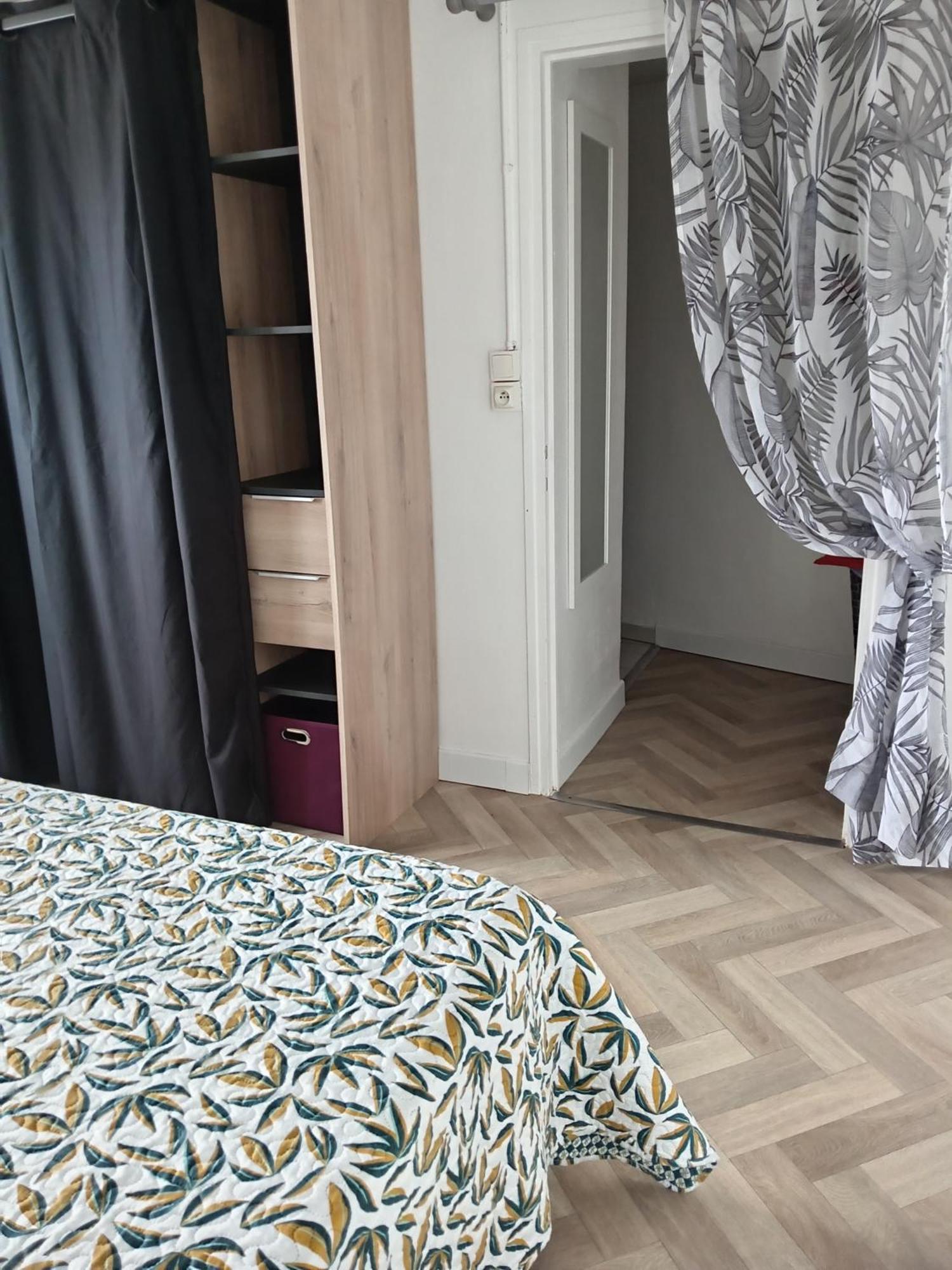 Location Saisonniere Lejlighed Cozes Eksteriør billede